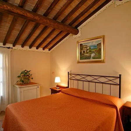 Rifugio Da Giulia * Paganico (Grosseto)